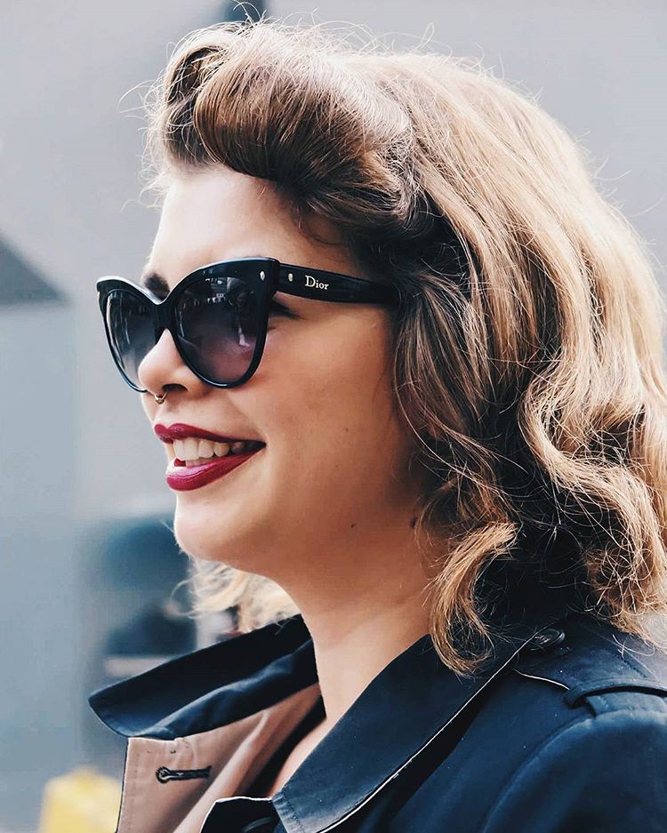 Portrait of a woman wearing sunglasses